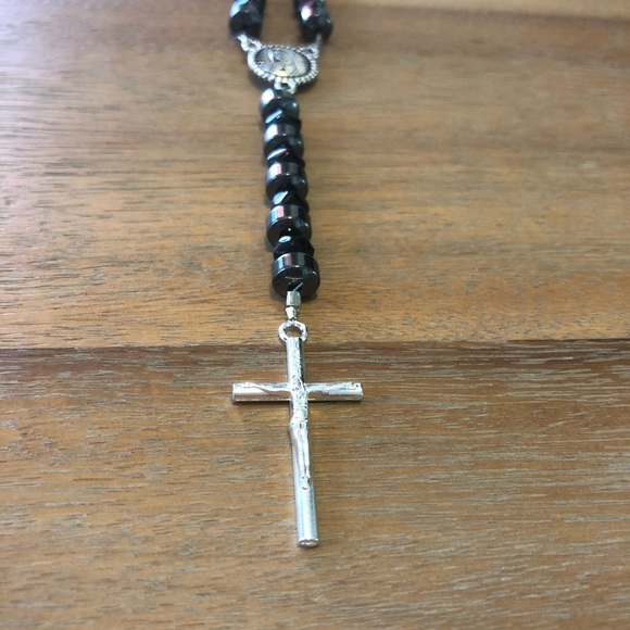 🙏 ROSARY HEMATITE NECKLACE 🙏 - Picture 4 of 4